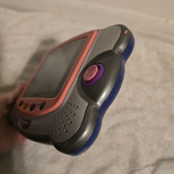 VTech V.Smile Pocket Handheld Learning System Kids Pink Silver Portable Console - Picture 6 of 7